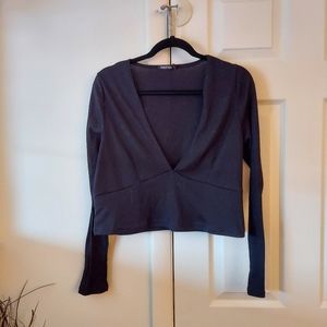 Boohoo V-Neck Crop Top